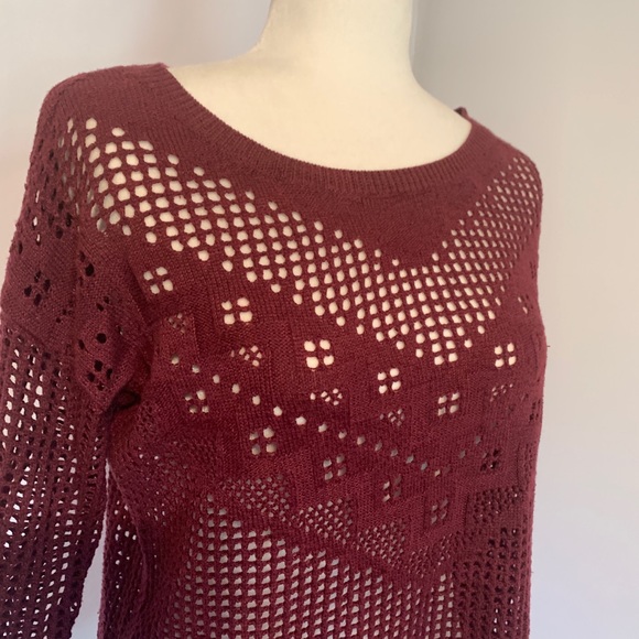 American Eagle Women's Burgundy Sweater - Picture 5 of 10